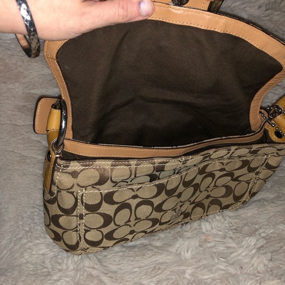Vintage Coach Signature shoulder bag - Picture 5 of 7